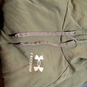 Under Armour men's Hoodie